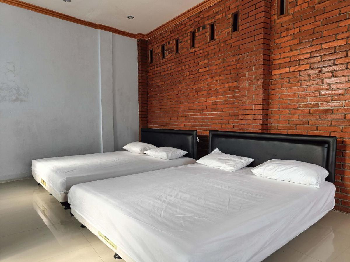Jogo Segoro Homestay Mitra Reddoorz Near Pantai Sundak Gunungkidul Ngandong Luaran gambar